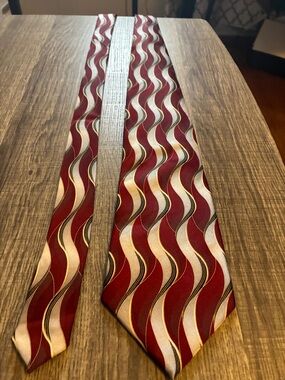 Puritan Red Wave Pattern Tie with Cream and Black Accents